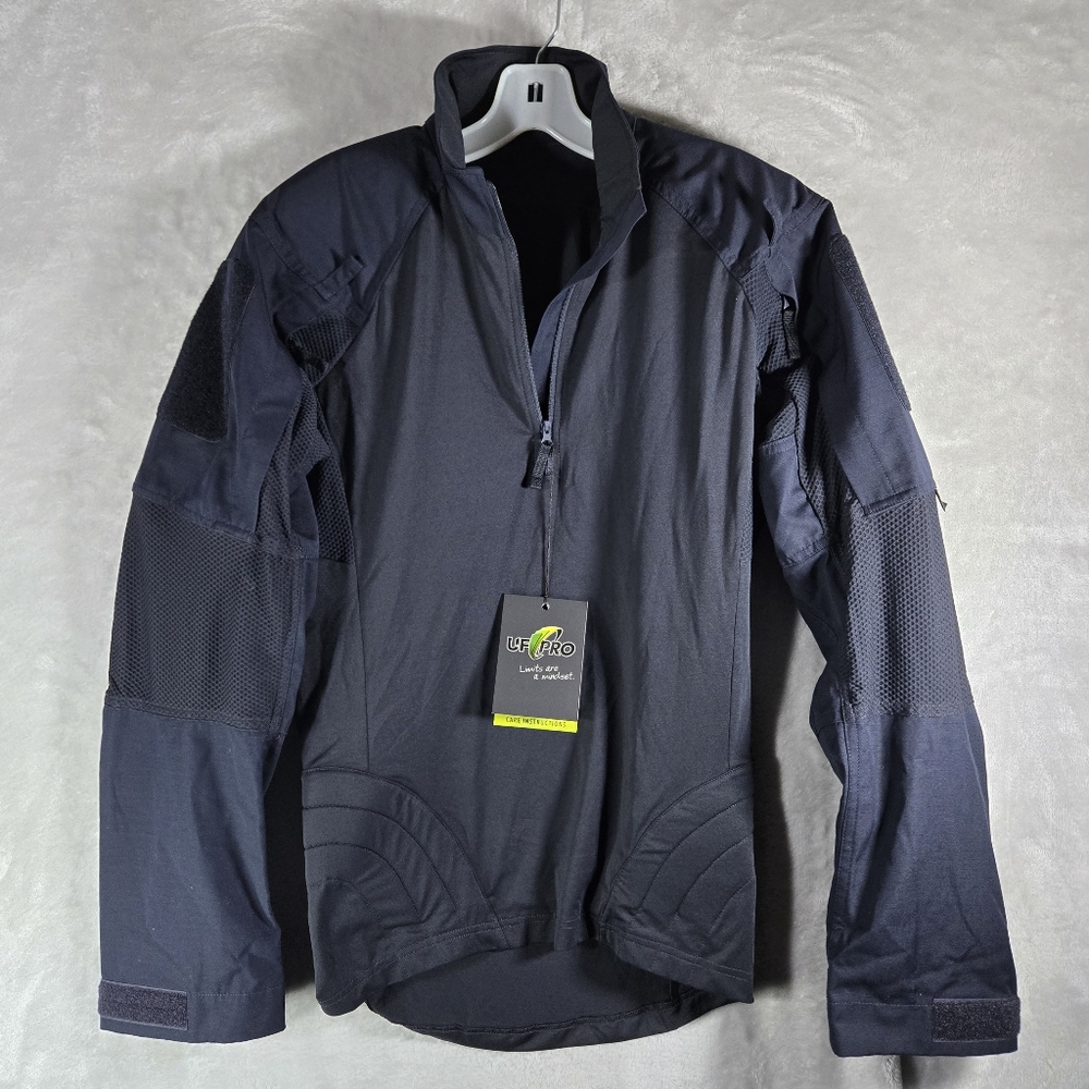 UFPRO Striker XT Gen.3 Combat Quarter Zip Shirt Mens Size Medium M Navy Blue NWT
